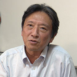 被告人支援者（作家）　長吉 秀夫